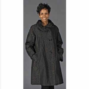 SOLD OUT Gallery Leopard Print Brown 38″ Rain Coat